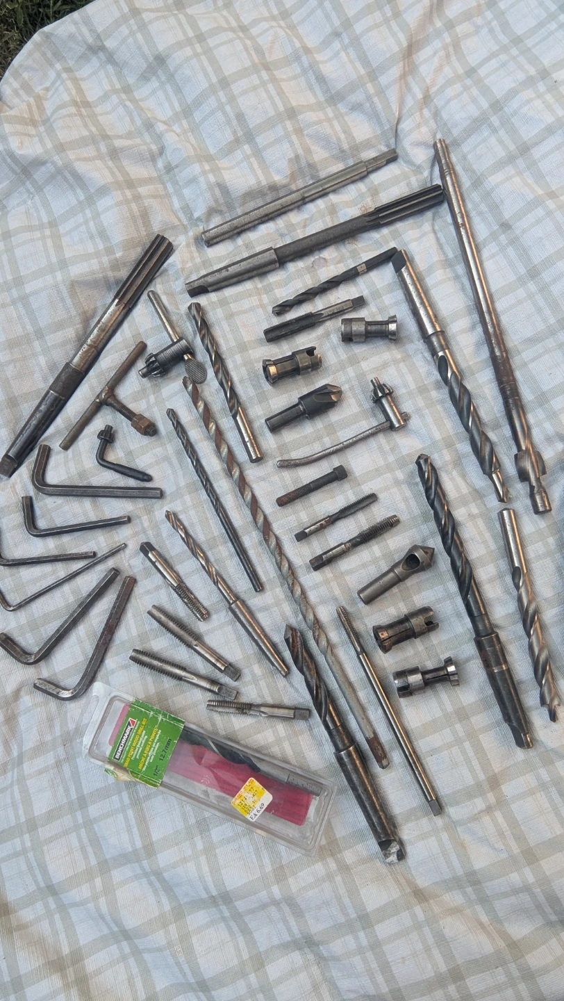 Bundle Assorted Drill Bits, Taps, and Chucks 38+ pieces