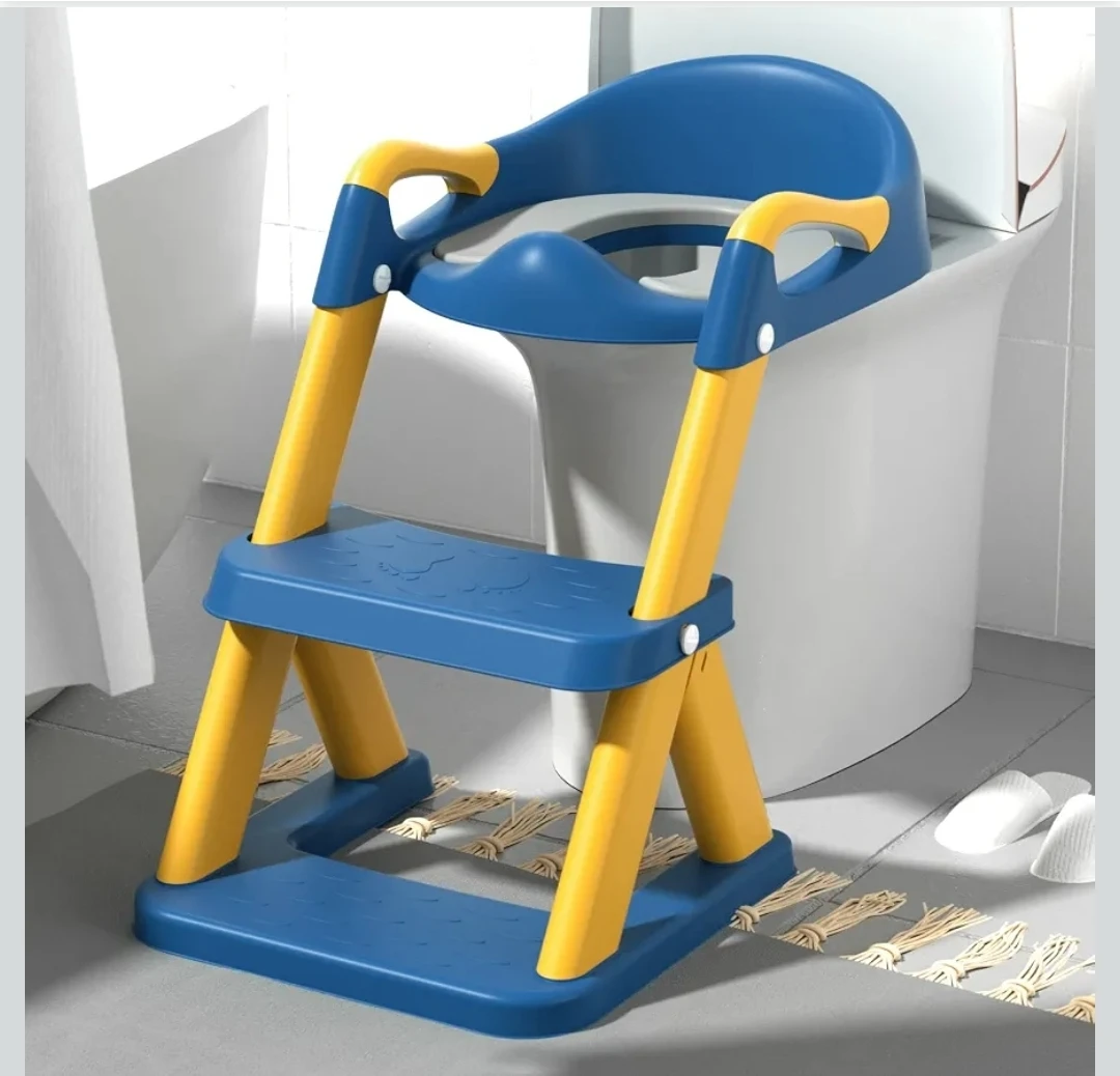2-in-1 Toddler Potty Seat and Step Stool Ladder