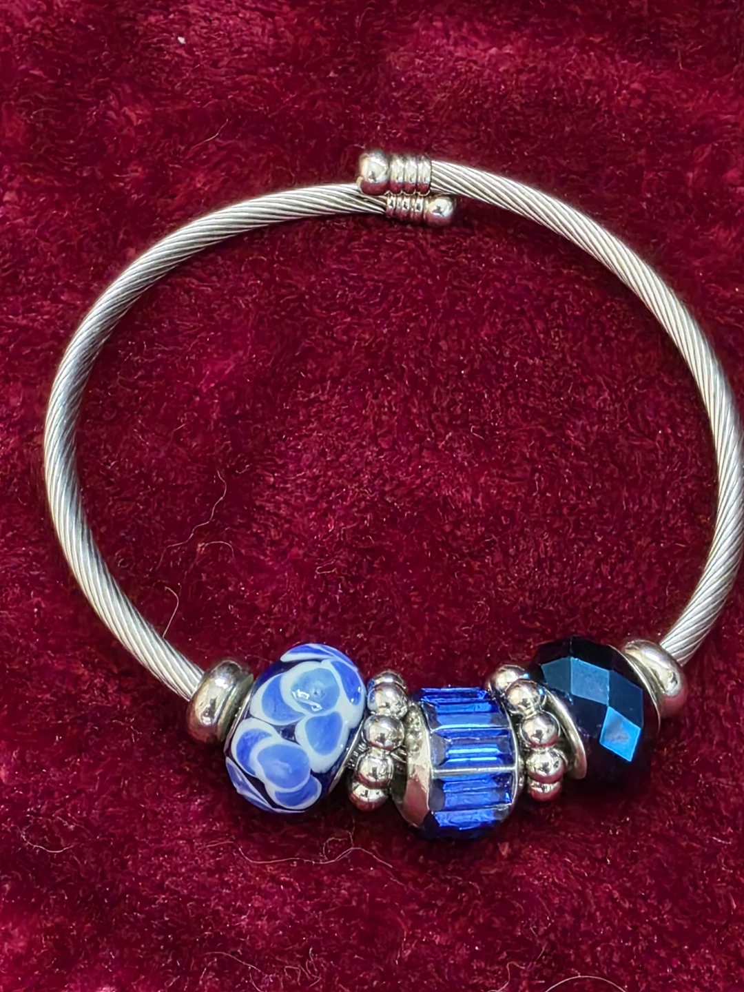 Silver Tone Charm Bracelet with Blue Beads