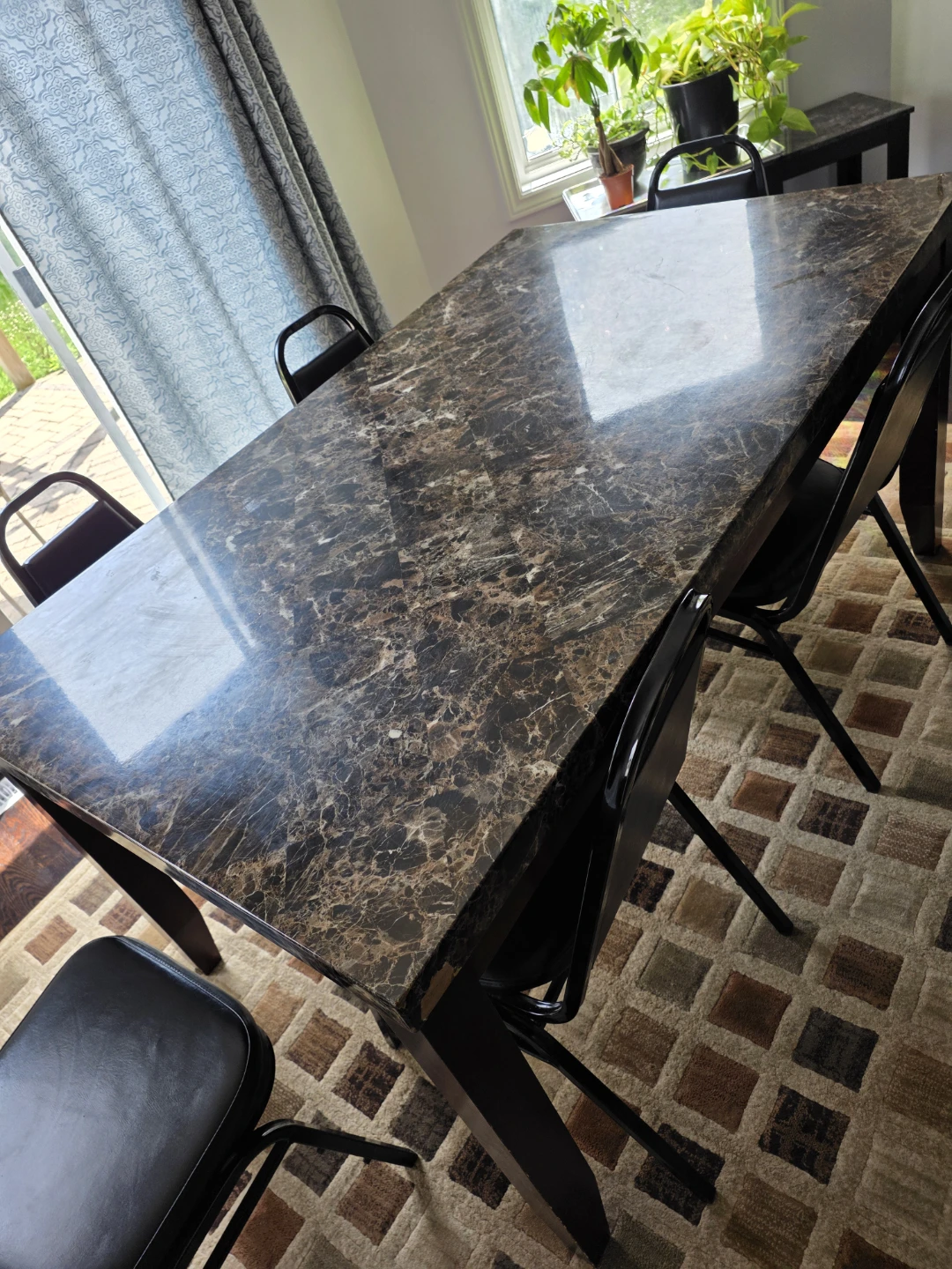 Dining Table with 8 chairs