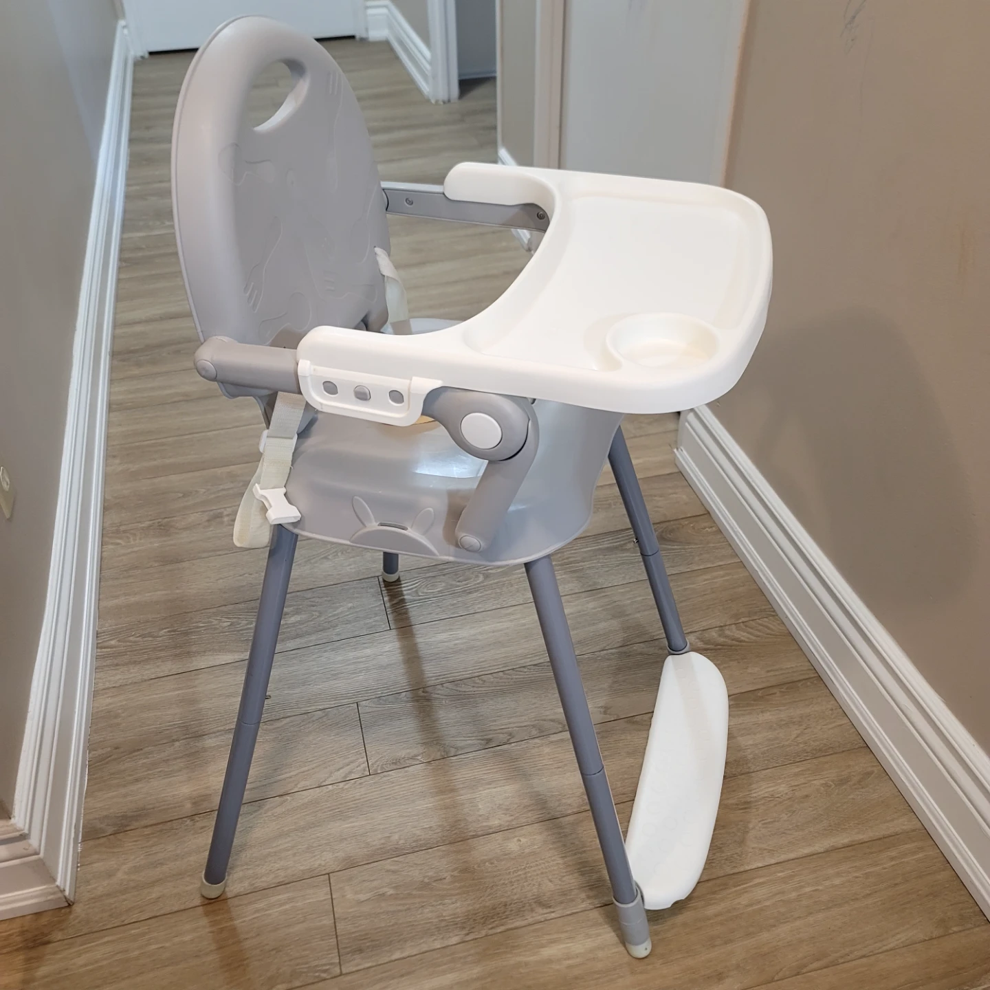 Portable Baby High Chair with Tray - photo 4