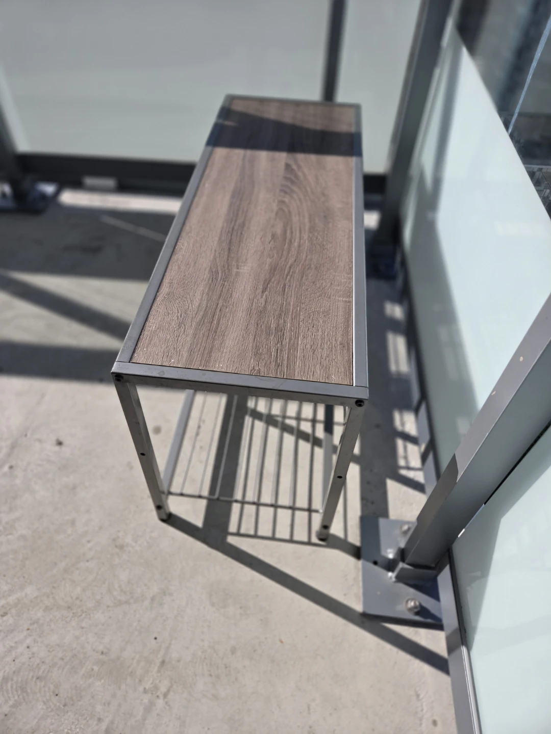Wooden top metal shelf unit - photo 2