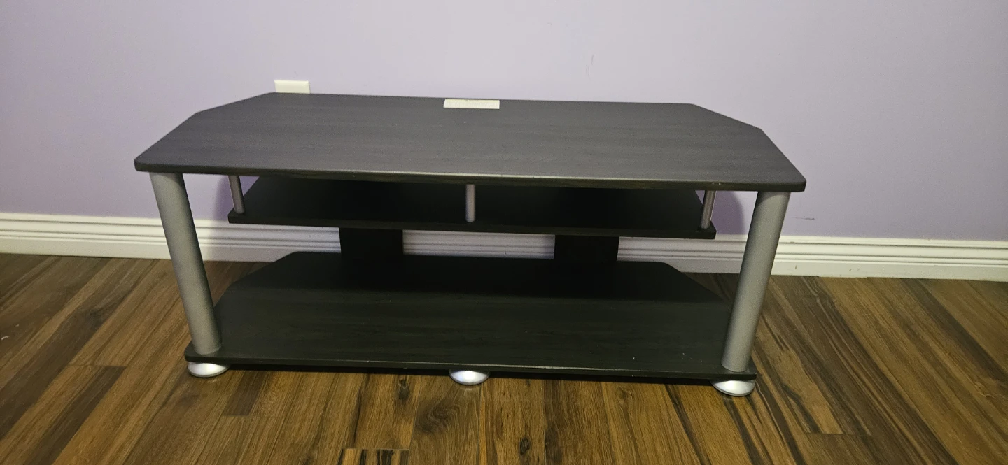 Black 3-Shelf Entertainment Unit