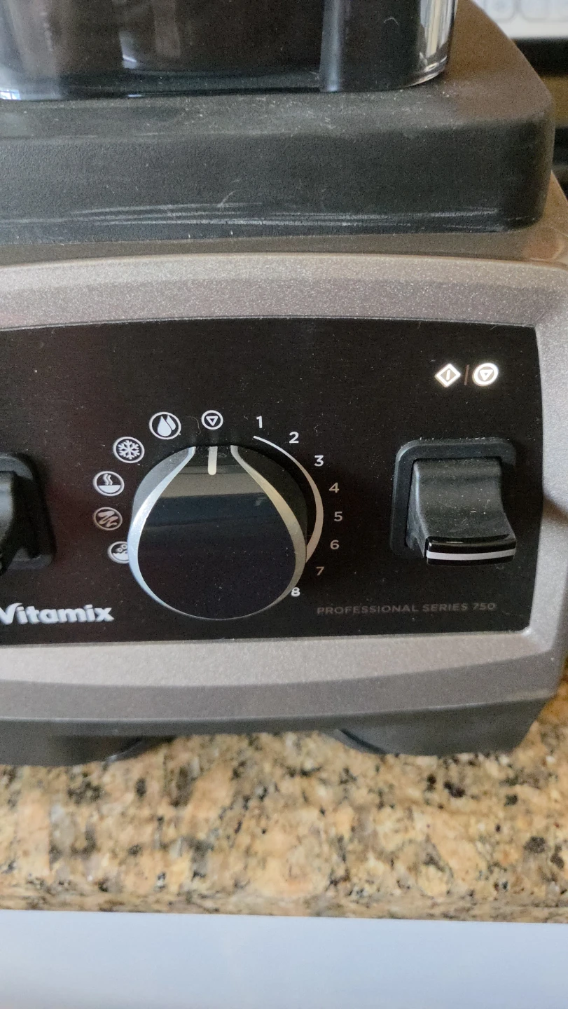 Vitamix Professional Series 750 Household Food Preparing Machine - photo 2