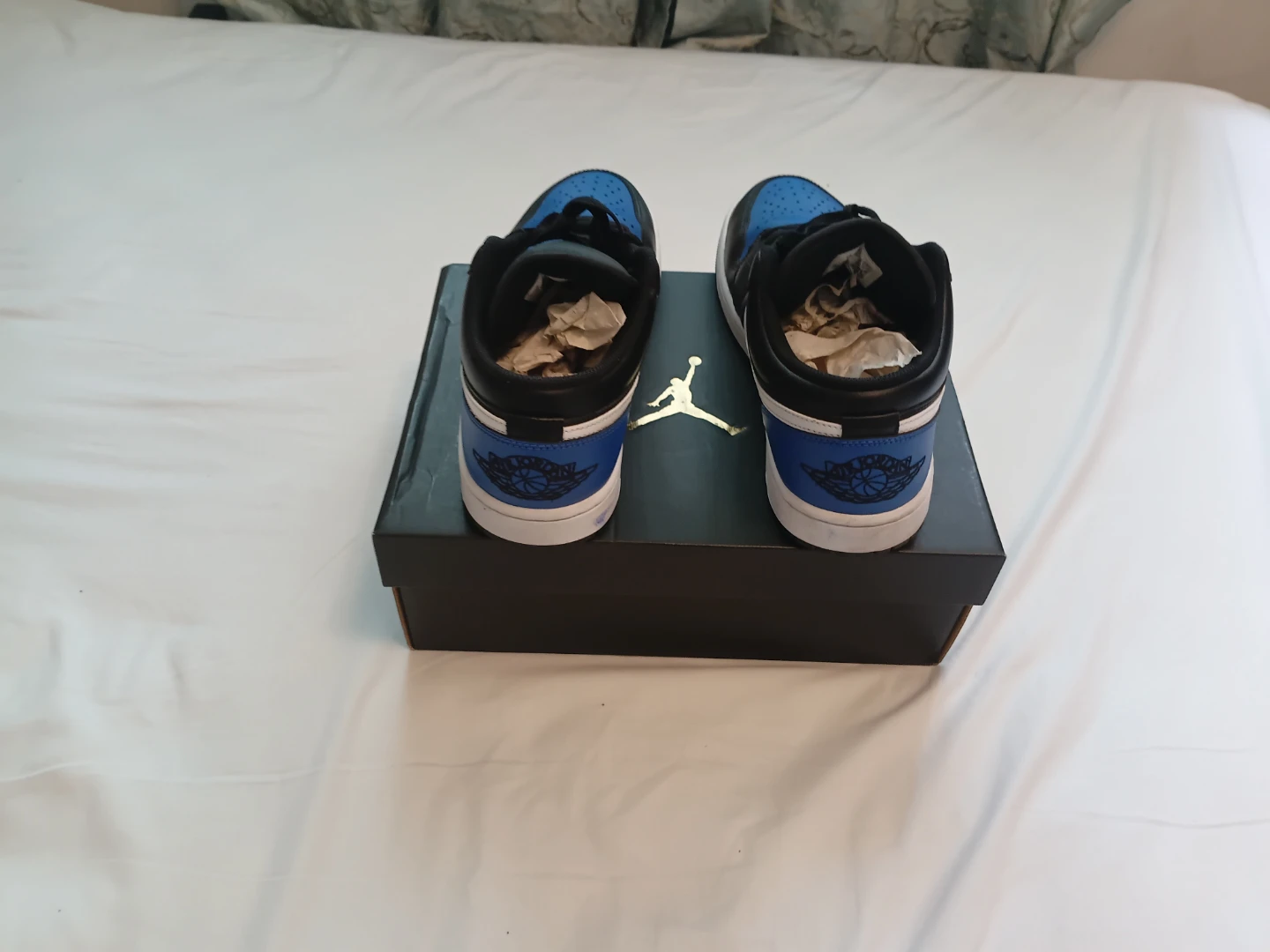 Nike Air Jordan 1 Low SE Shoes - photo 2
