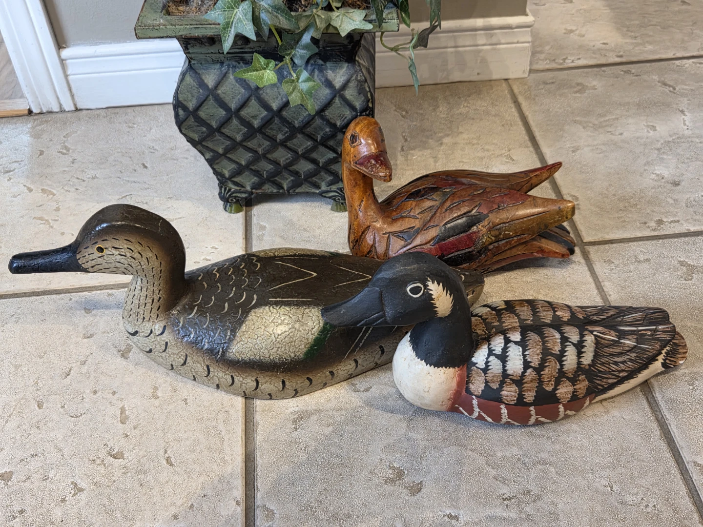 Collection Abbott Decorative Wooden Ducks (Set of 3)