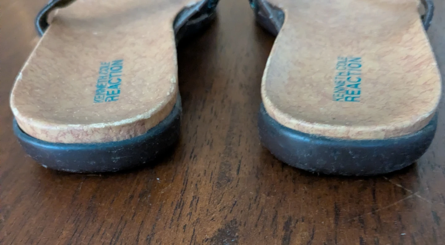 Kenneth Cole Reaction Boho Turquoise Beaded Sandals - Size 7 - photo 2