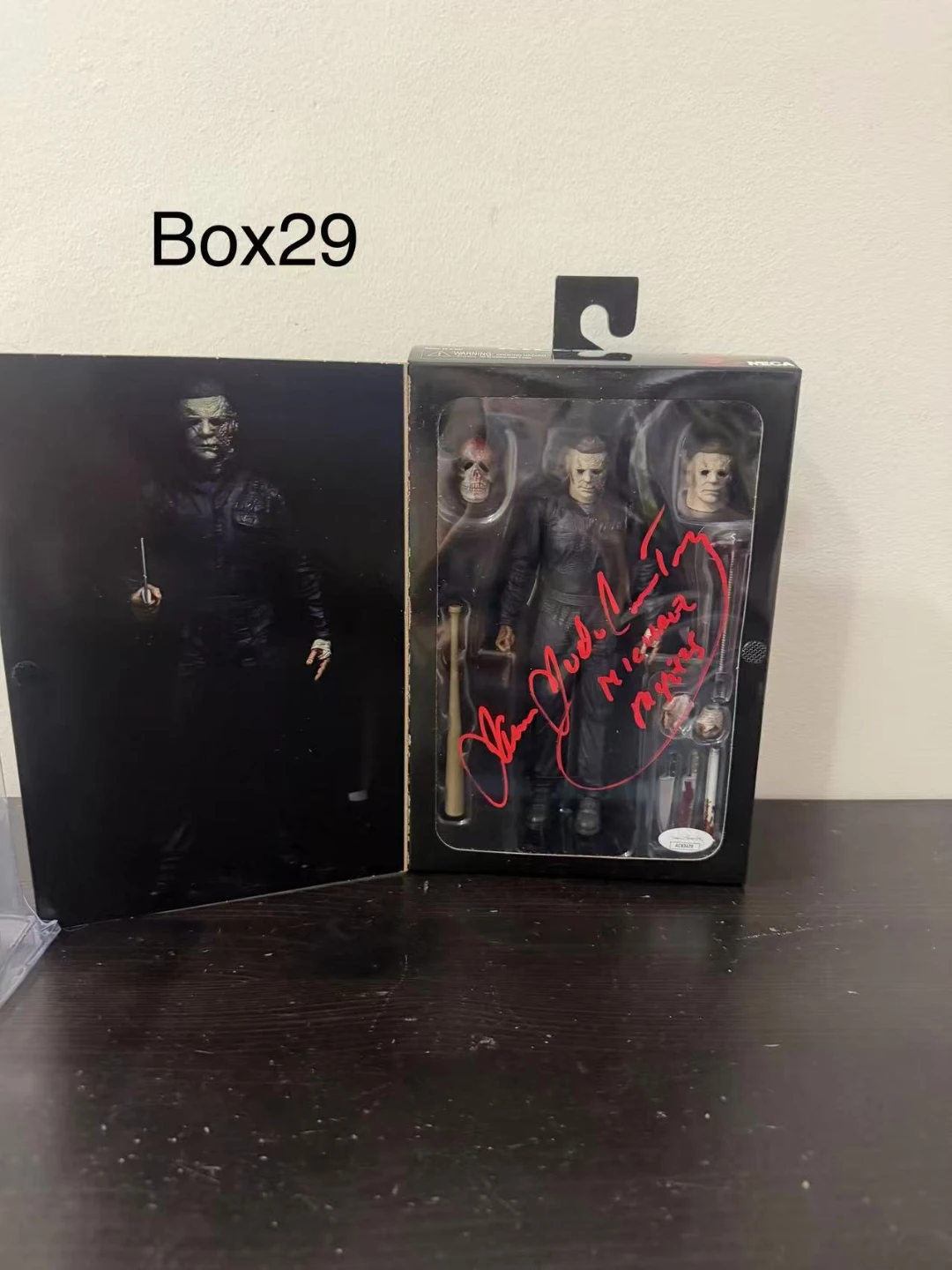NECA Ultimate Michael Myers Halloween Action Figure - photo 2