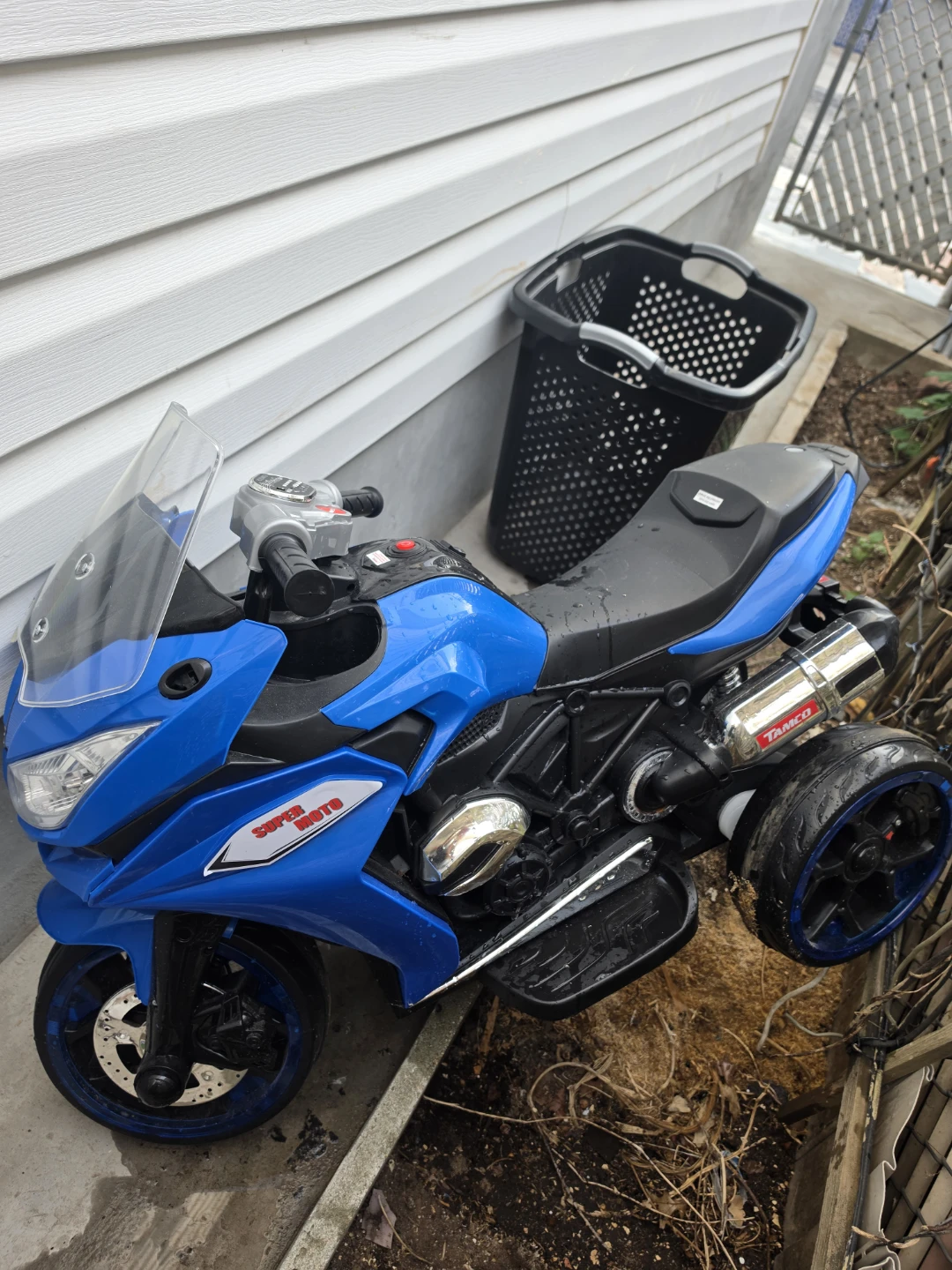 Kids Blue Electric Ride-On Motorcycle - photo 2