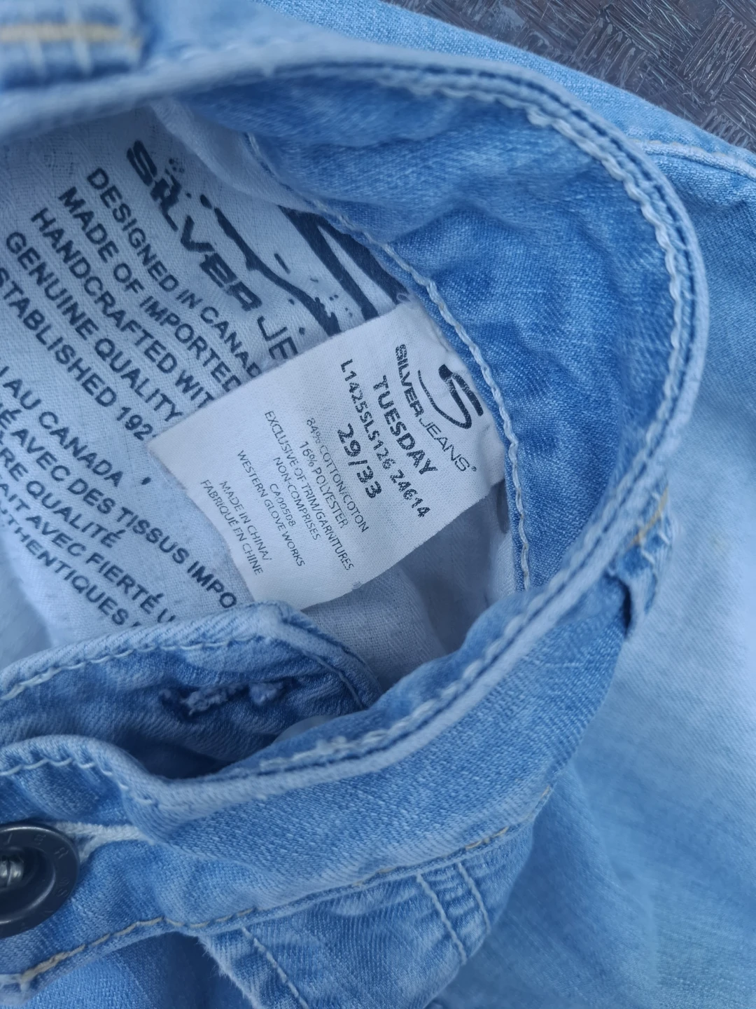 Silver Jeans Women's Tuesday Bootcut Jeans Lowrise - photo 4