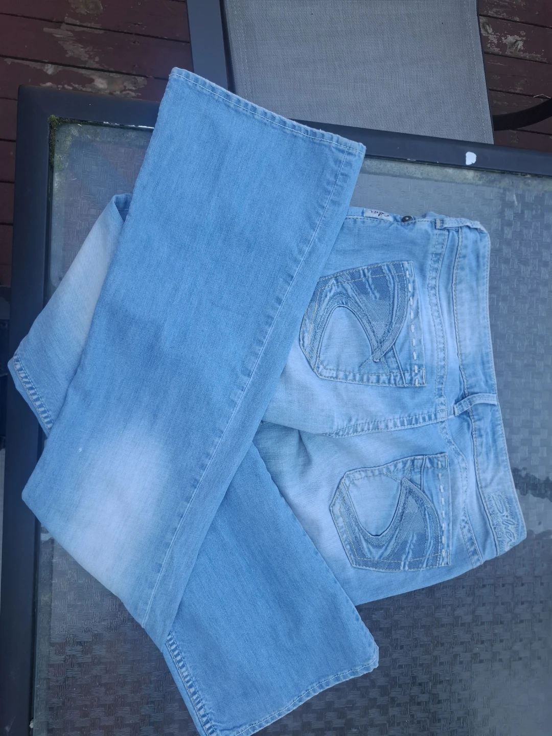 Silver Jeans Women's Tuesday Bootcut Jeans Lowrise