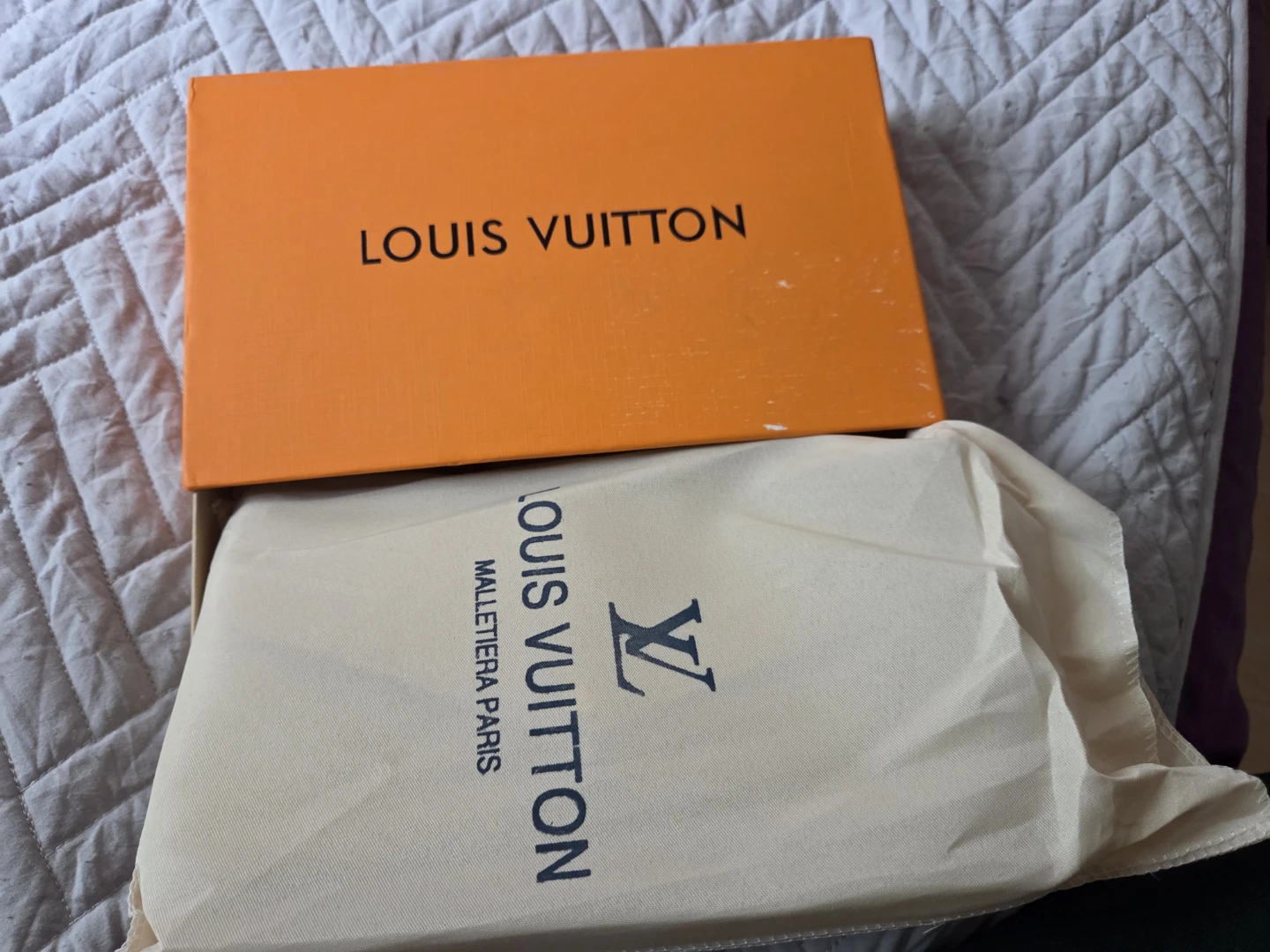 Louis Vuitton Monogram Clutch/Wallet