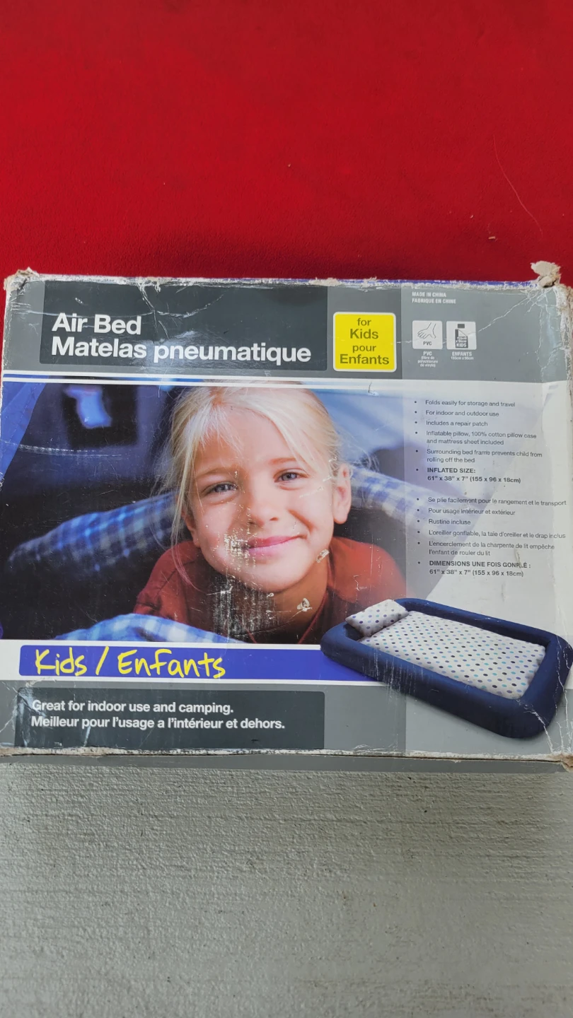 Kids Air Bed brand new - photo 2