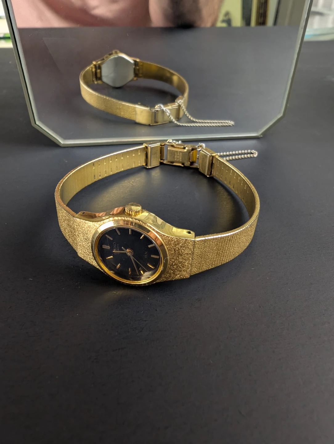 Vintage Seiko Quartz Gold-Tone Women's Watch - photo 2