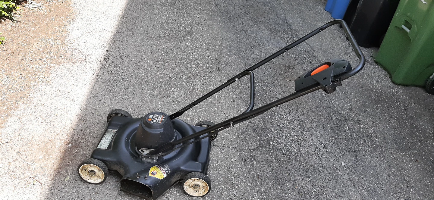 Black & Decker Compact Electric Mower & Bag - photo 5