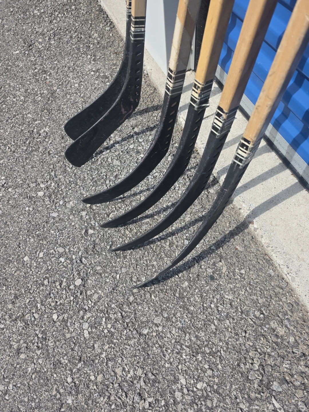 Linwood Street Hawk Hockey Sticks - photo 4