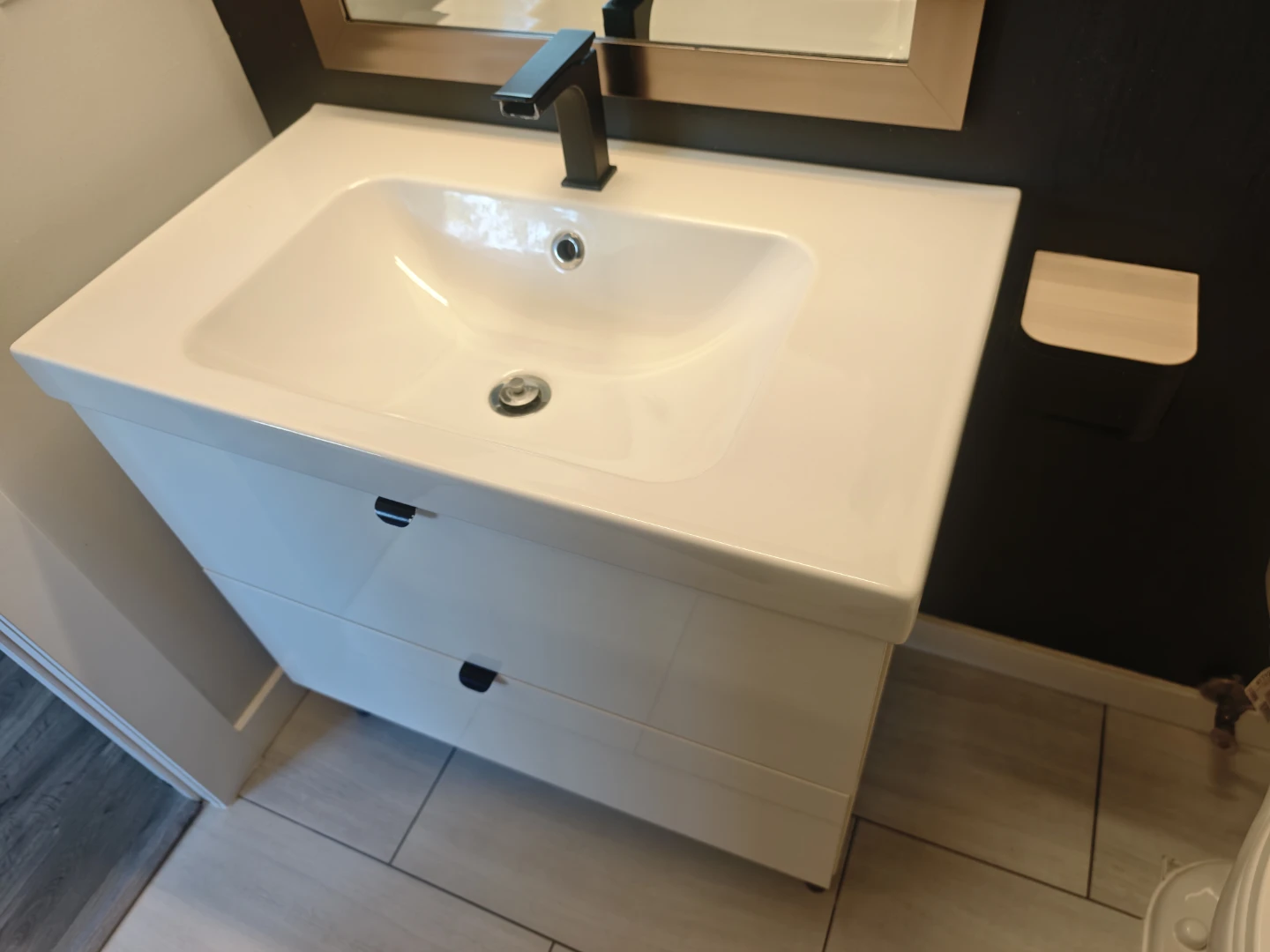 White Bathroom Vanity with Sink and Faucet - photo 5