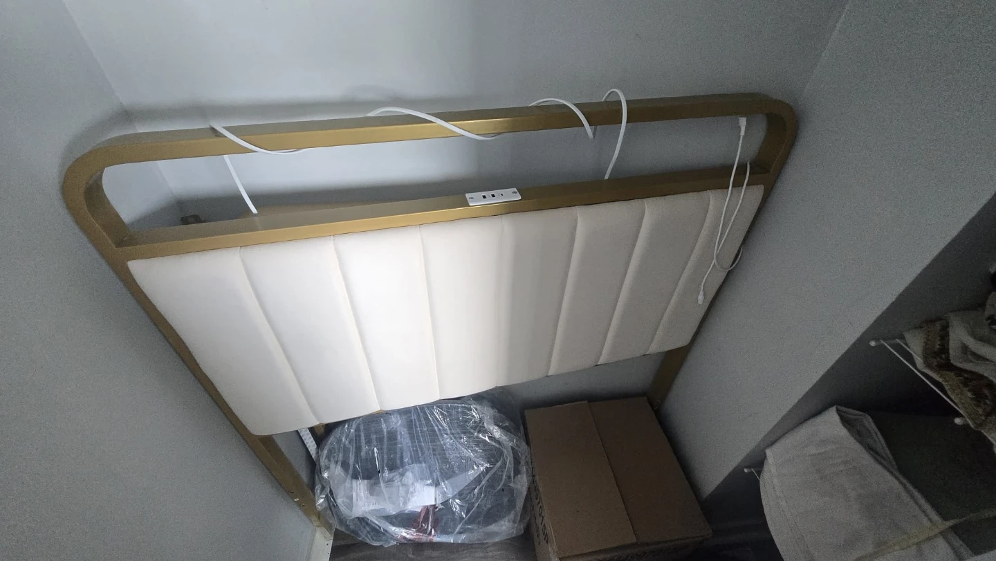 Twin Size Metal Bed Frame + Mattress - photo 4