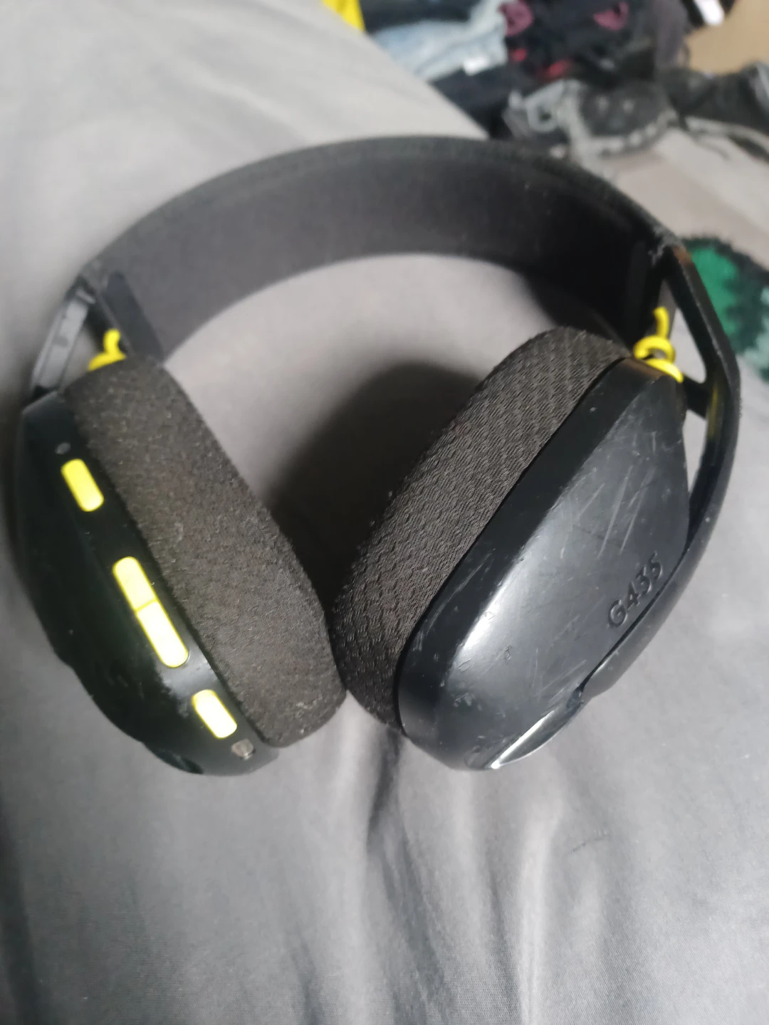 Logitech G435 Wireless Gaming Headset - photo 2