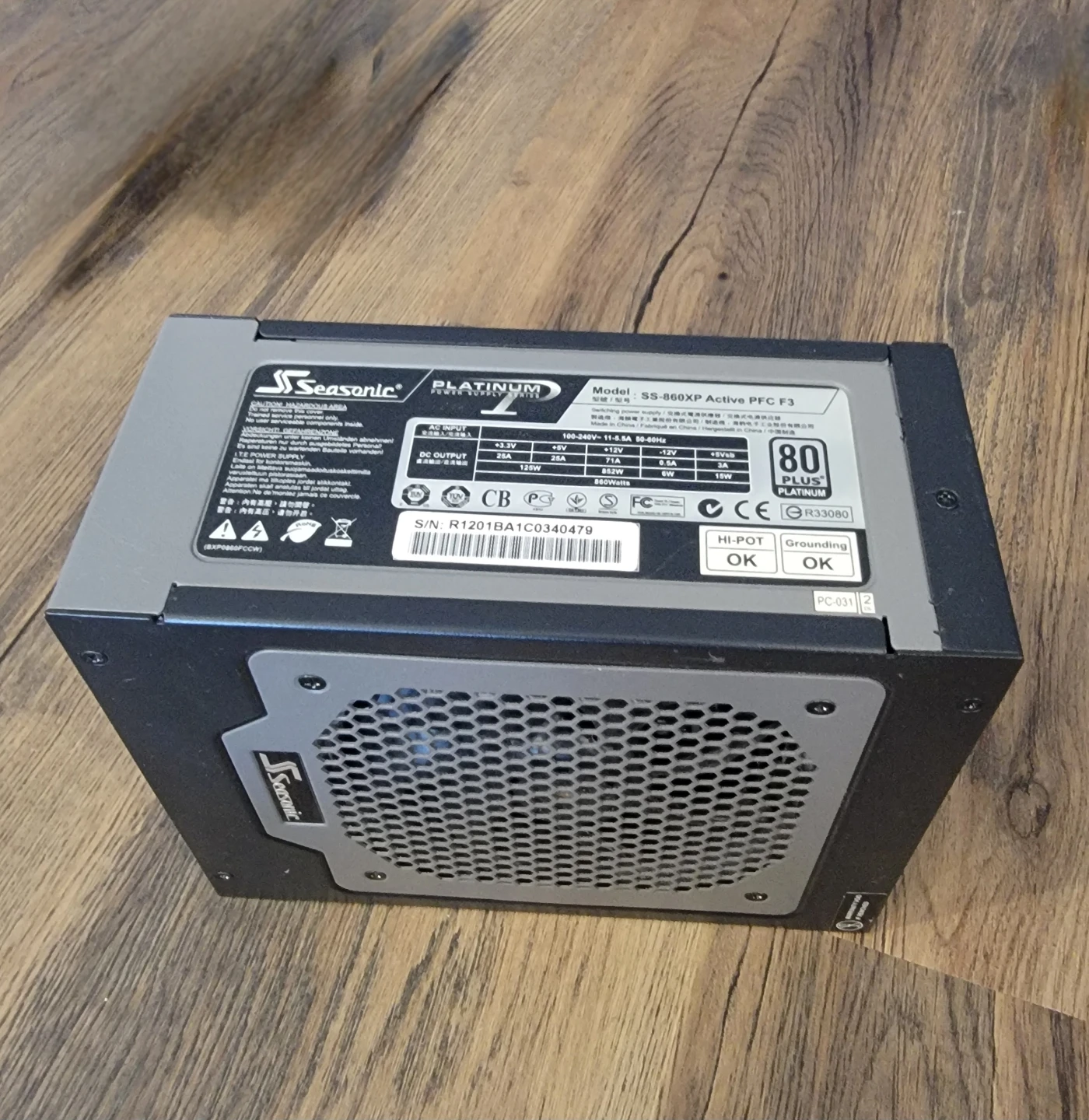 Seasonic Platinum SS-860XP Active PFC F3 Power Supply - photo 2