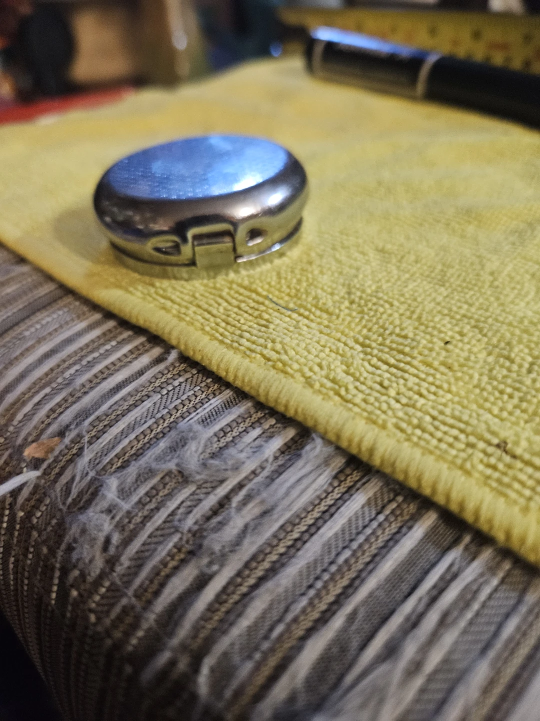 Vintage Round Pill Case - photo 4