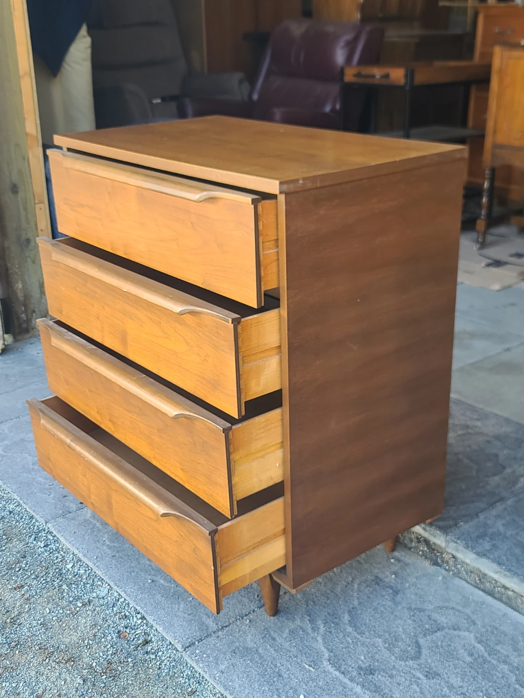 Mid-Century Modern 4-Drawer Chest - photo 3