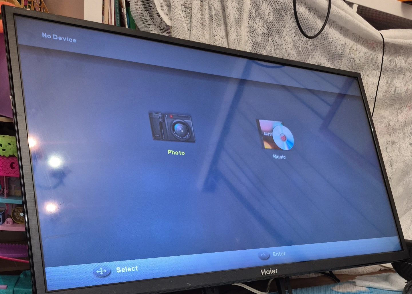 2 TVs -- Haier 40" TFT-LED LCD Colour Television Receiver - photo 5