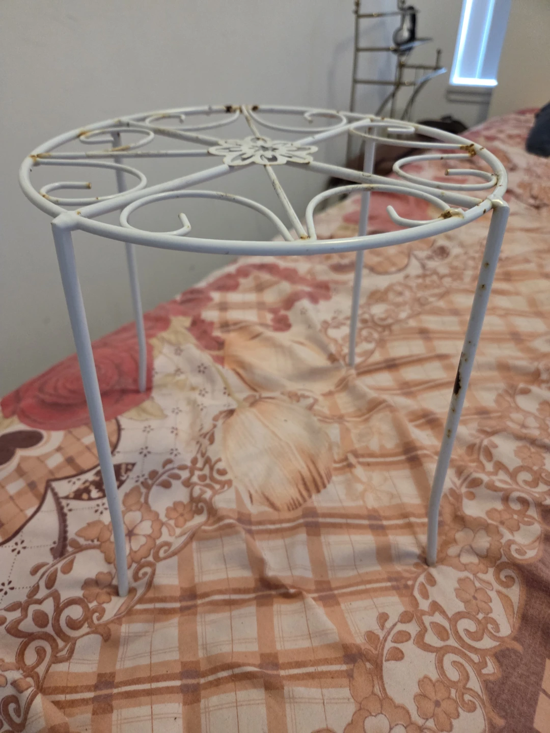 White Metal Plant Stand - photo 2