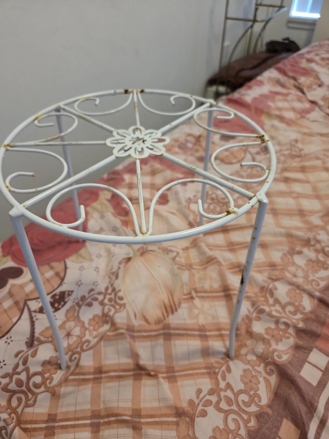 White Metal Plant Stand - photo 3