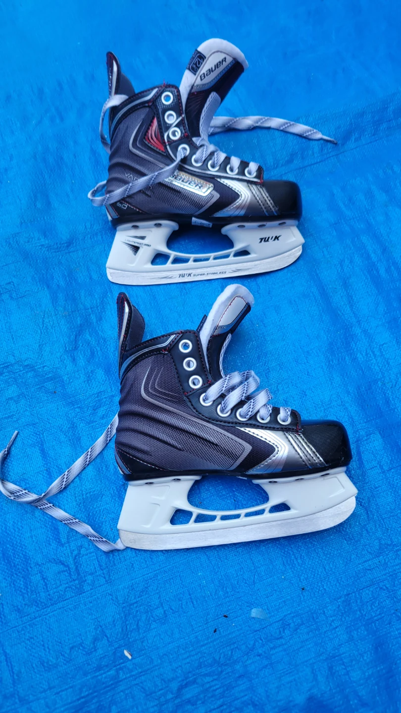 Bauer Vapor Youth Hockey Skates US Jr13 - photo 2