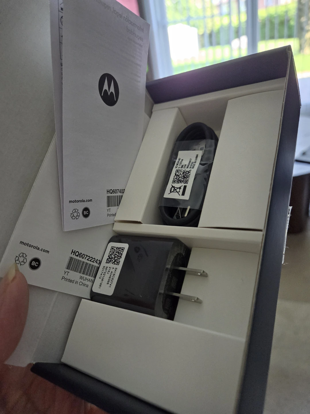 MOTO G POWER SMART PHONE, 64GB, INCLUDES CASE AND ORIGINAL BOX - photo 5