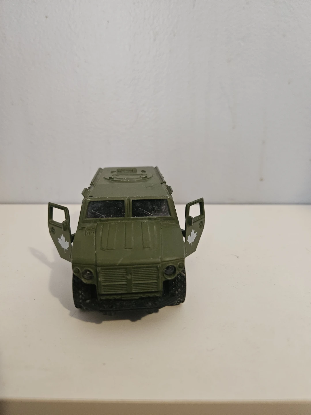 Green Canadian Military Vehicle Toy - photo 3