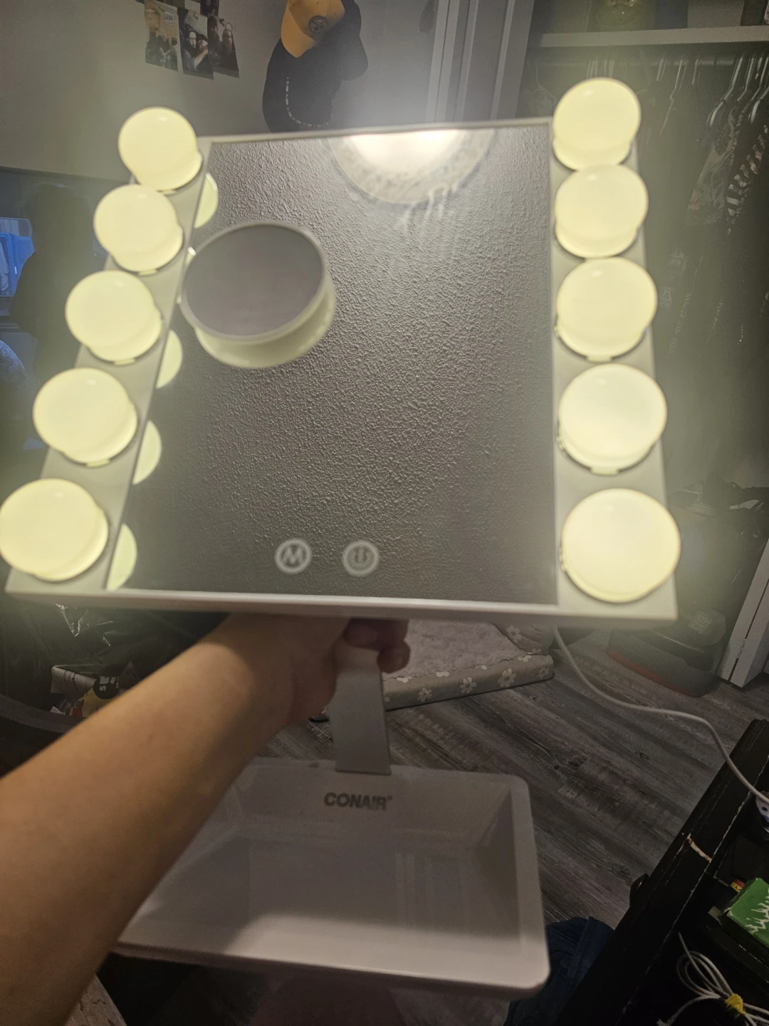 Vanity mirror - photo 2