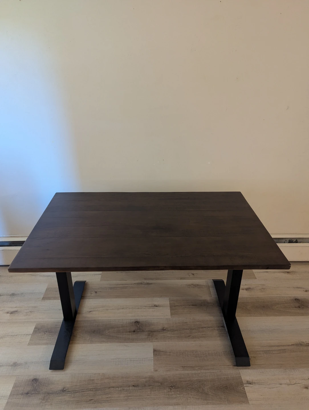 DESKY Desk Top only with small crack