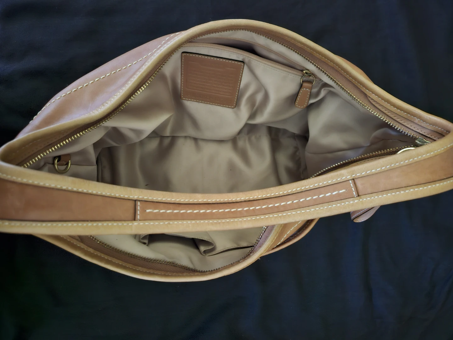 Coach Leather Hobo Bag Vintage - photo 2