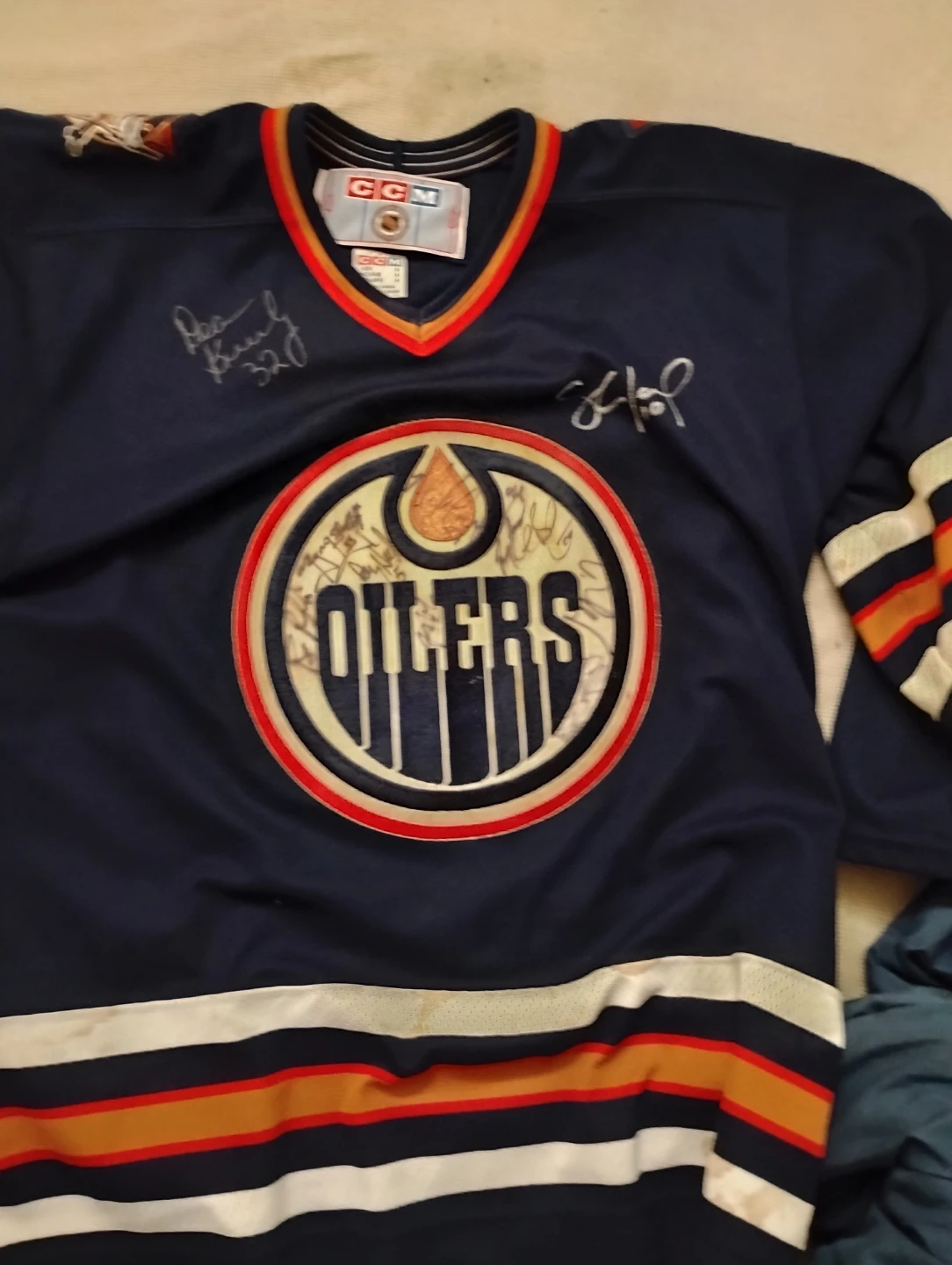 CCM Edmonton Oilers Signed Hockey Jersey Size M - photo 4