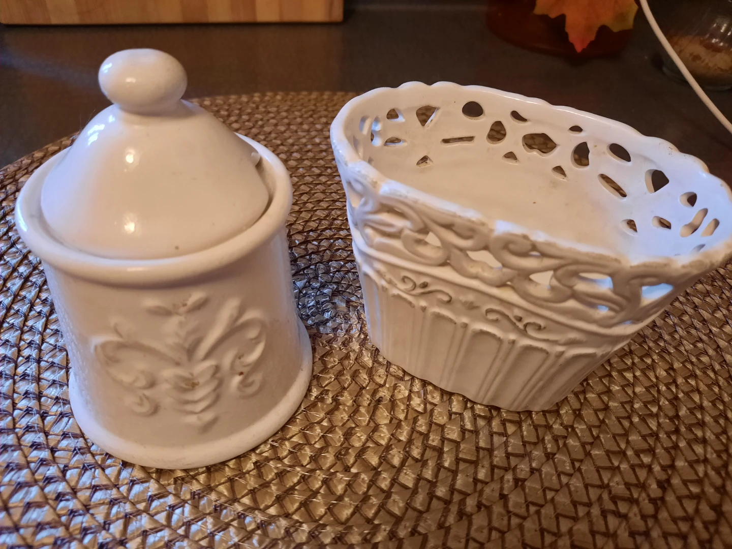 Sia Vinrage Ceramic sugar and candy jars