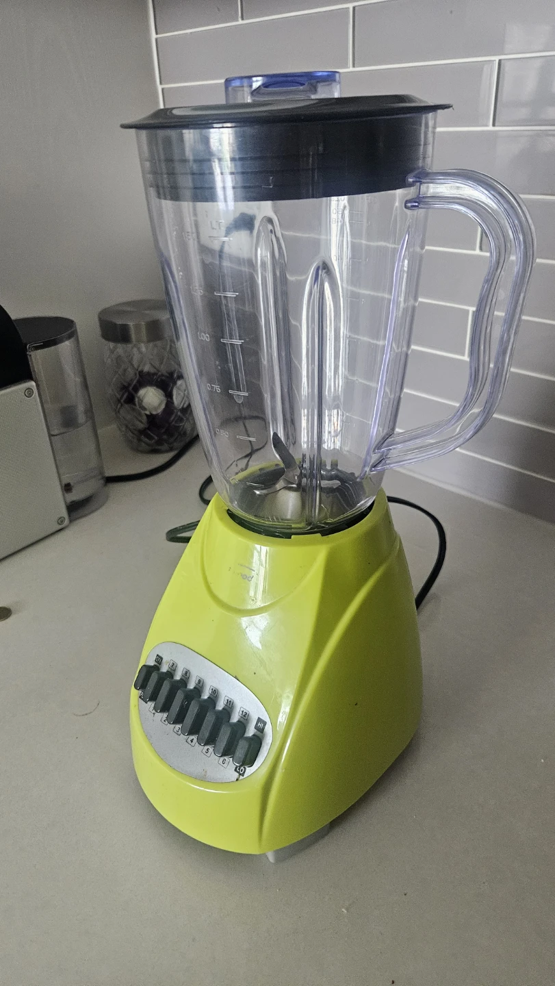 Brentwood 12-Speed Blender – Lime Green - photo 4