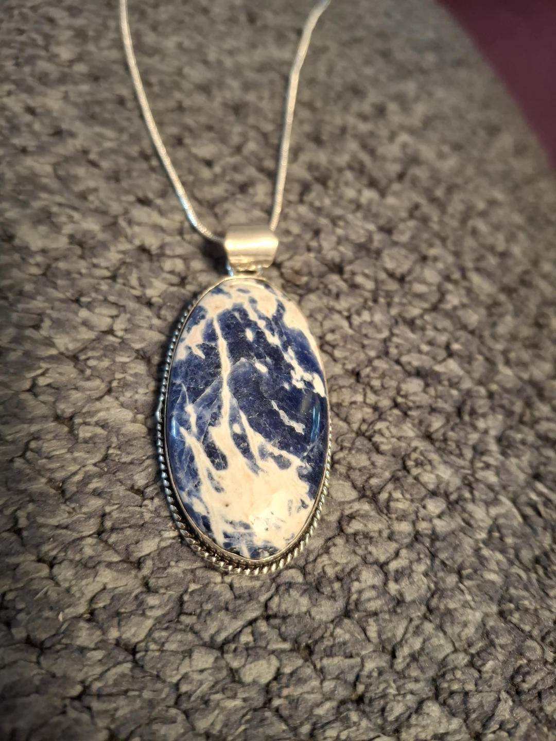 Blue and White Stone Pendant Necklace - photo 5