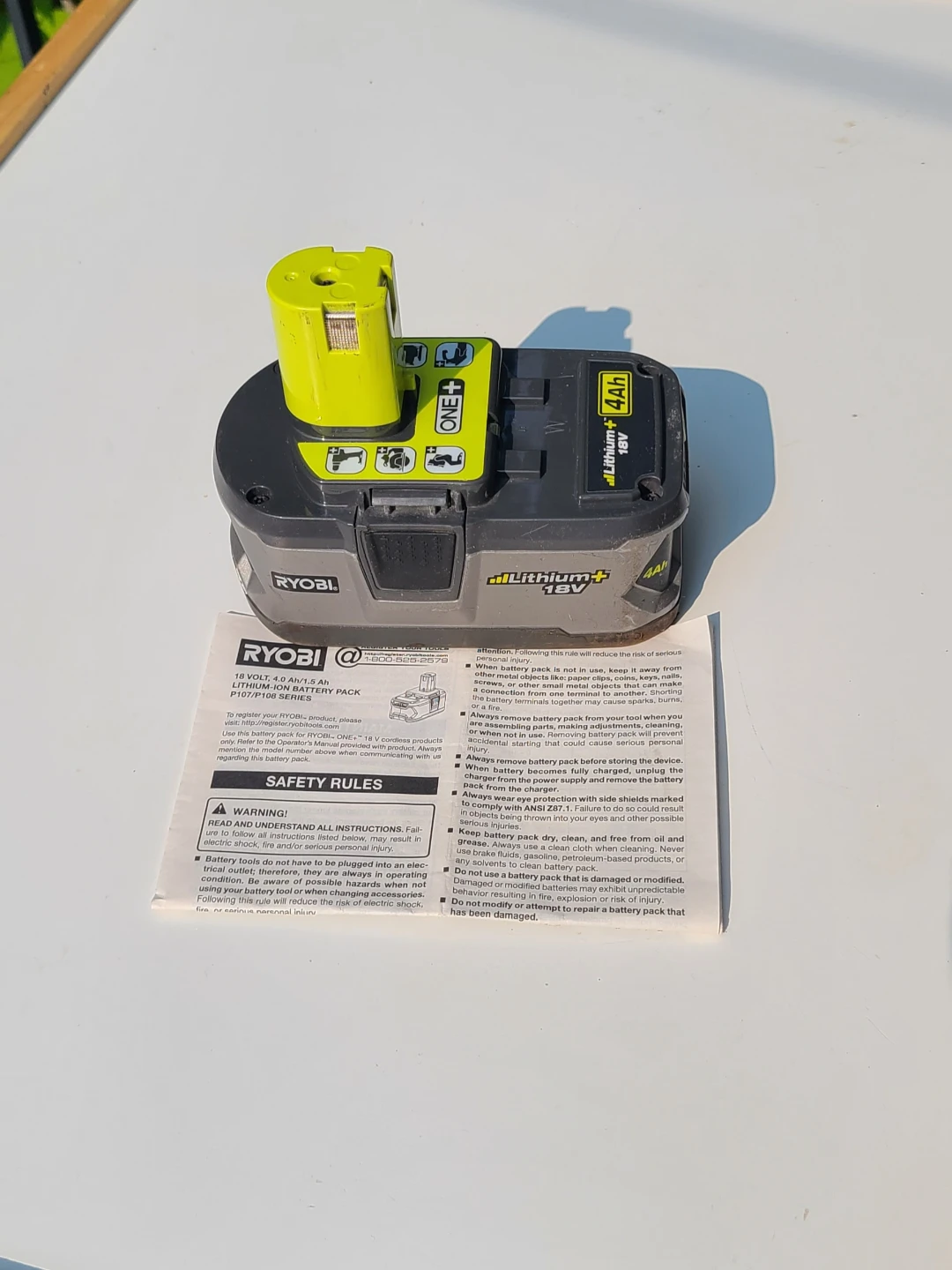 RYOBI 18V 4Ah Battery P108 - Great Condition / Barely Used - photo 2