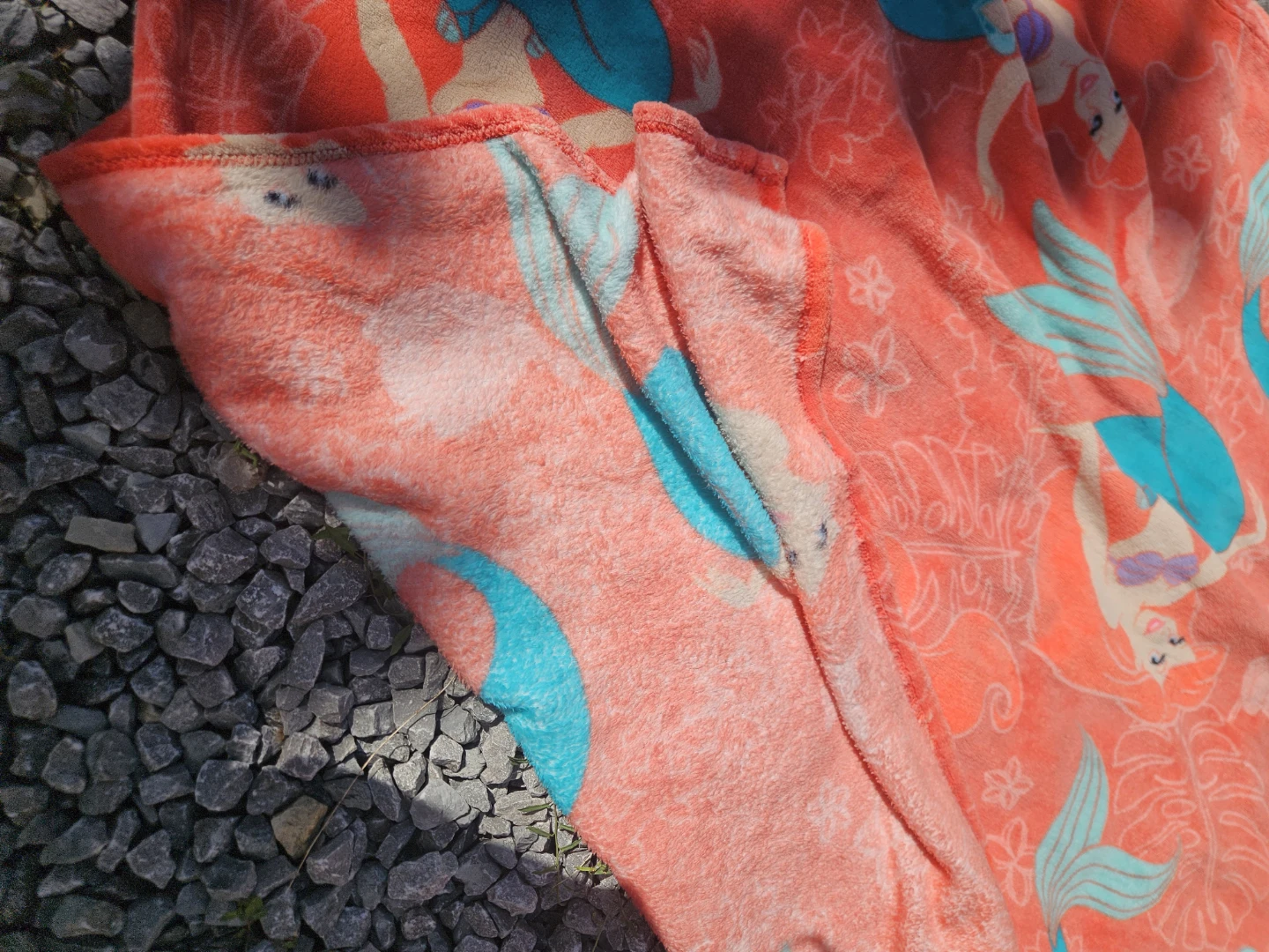 Kids Mermaid Hooded Poncho Blanket - photo 2