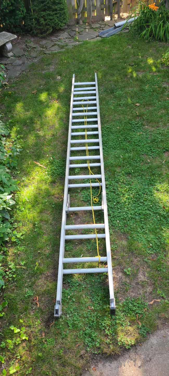24' Ft Aluminum Extension Ladder - Good Condition - photo 2