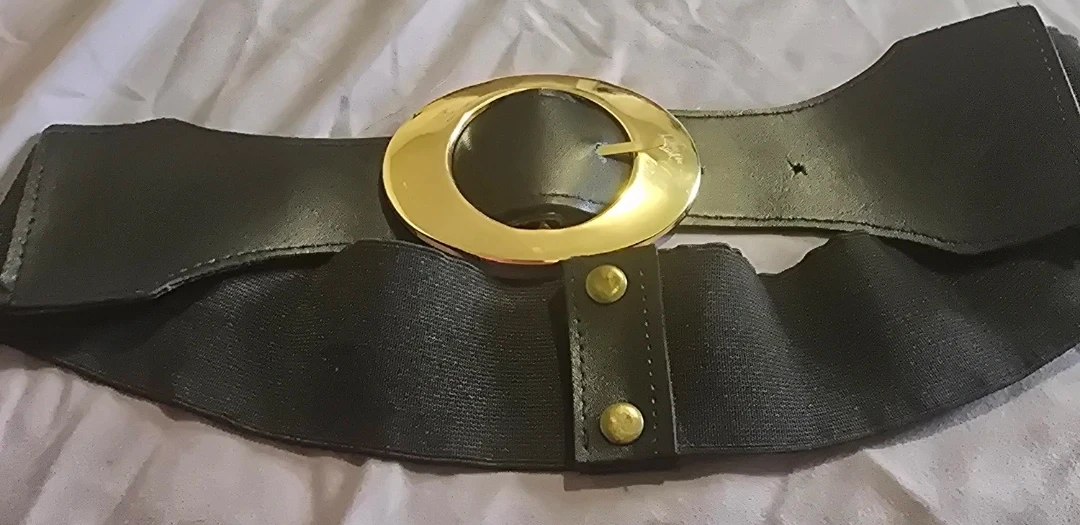 Black Elastic Belt with Large Gold Buckle - photo 3
