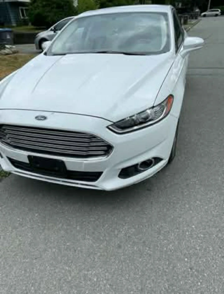 2015 Ford Fusion - photo 2