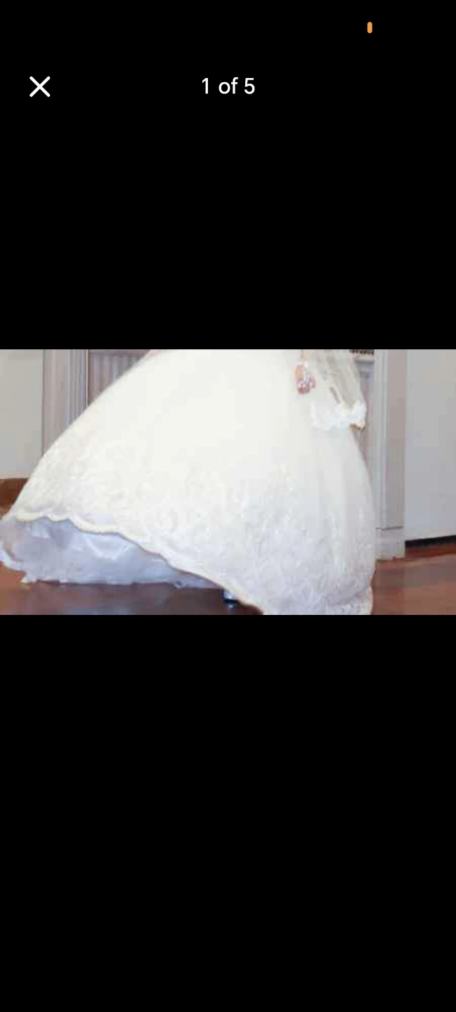 White Ball Gown Wedding Dress - photo 3