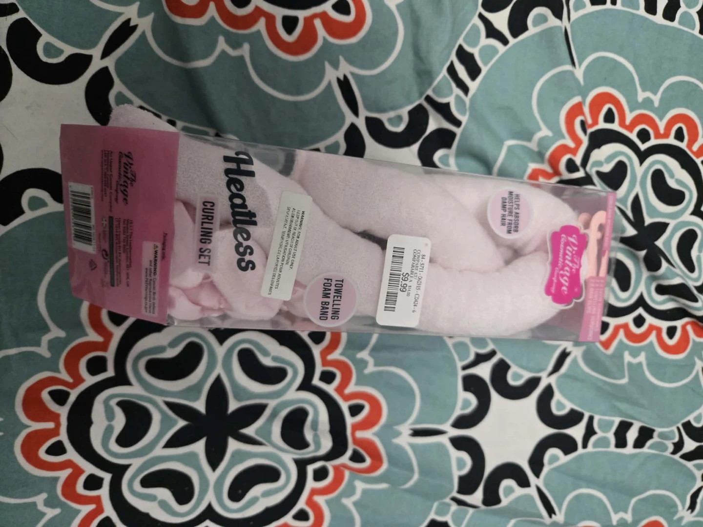 The Vintage Cosmetic Company Heatless Curling Set