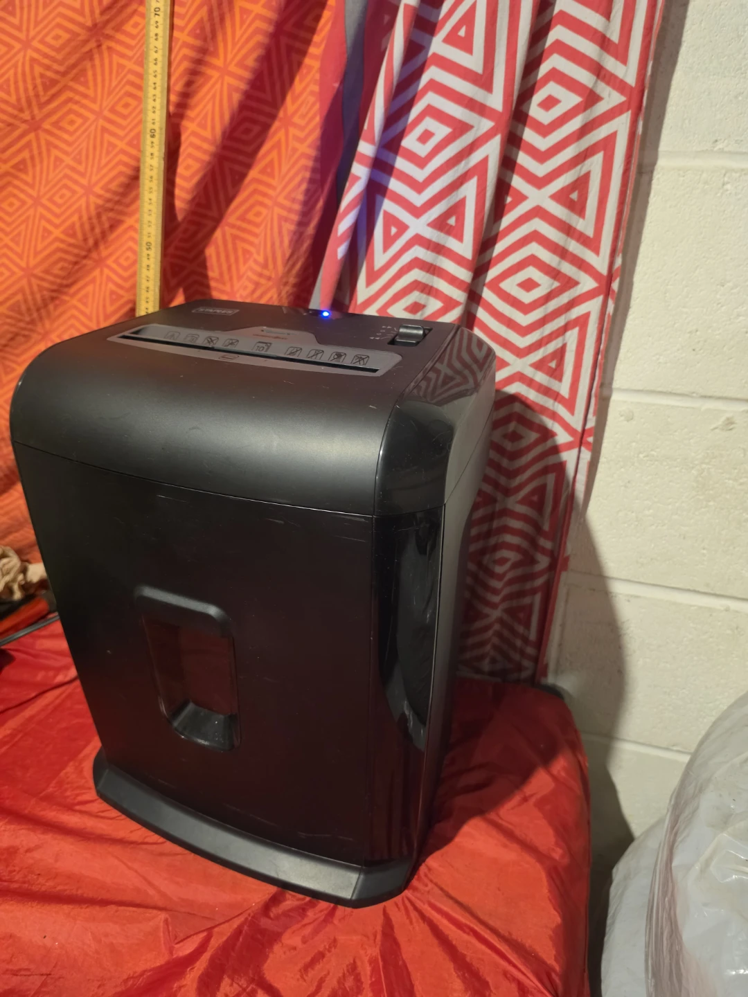 Staples 10 Sheets Paper Shredder - photo 3