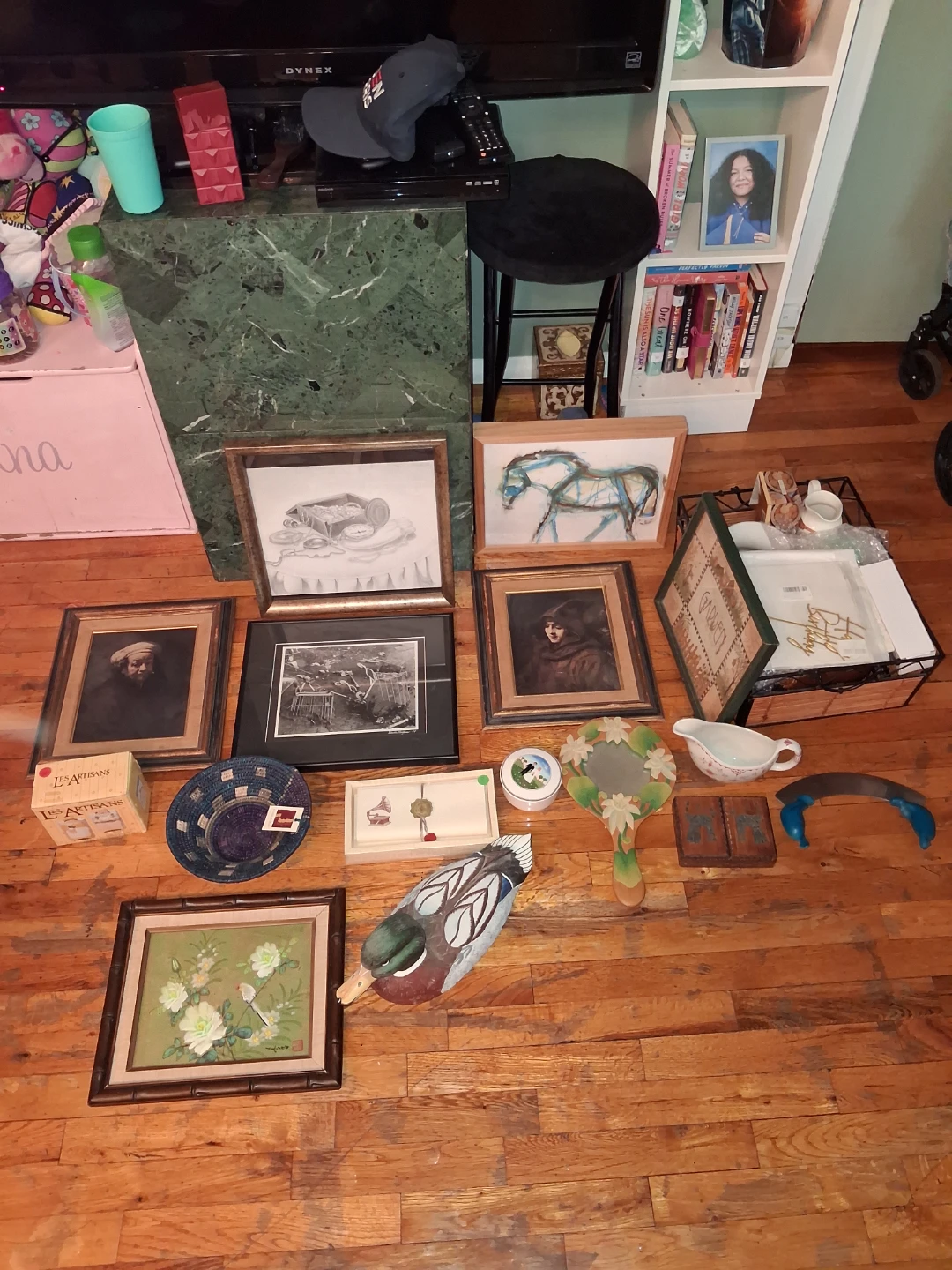 Various Home Decor Items - photo 2