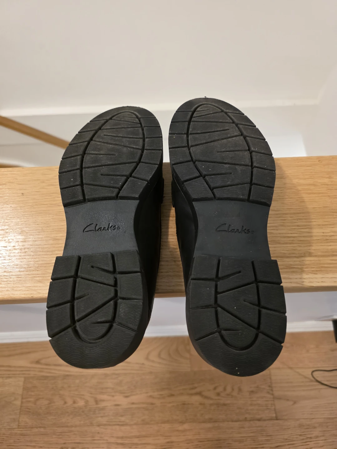 Clarks Collection Black Leather Loafers - photo 4