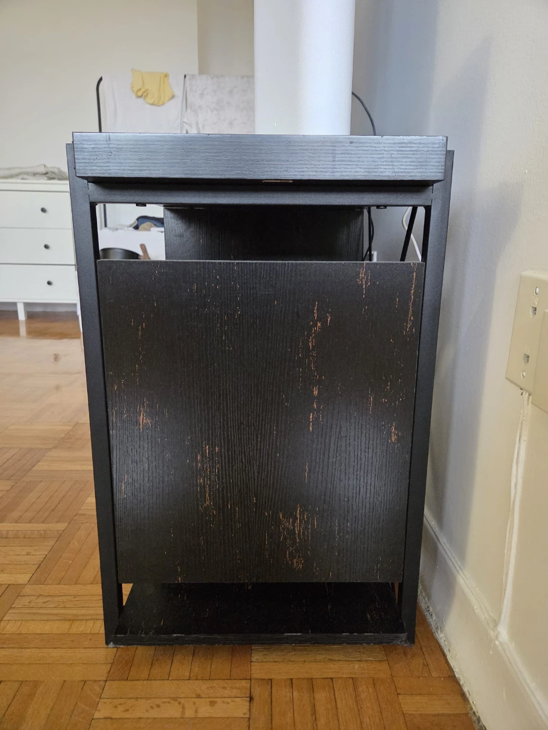Black TV Stand with Bookshelf (delivery included) - photo 2